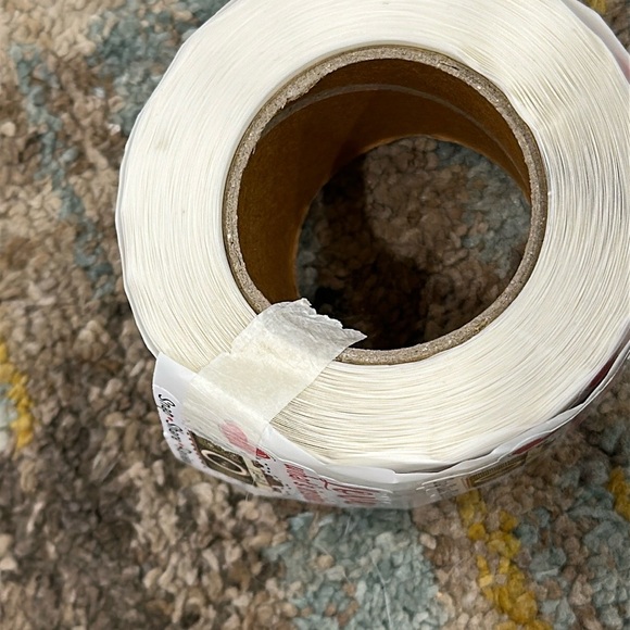 Charming Love What's Inside Stickers - White, Red, and Gold Roll of 500 - Picture 5 of 6